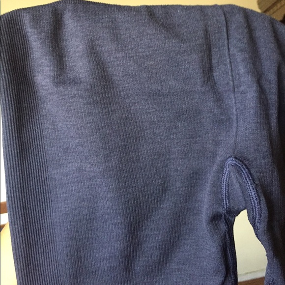 LULULEMON navy blue CAPRI leggings (m)6 - Picture 12 of 13